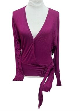 NWT Daisy Fuentes Long-Sleeve Ballet Wrap Top Magenta Berry Color Medium